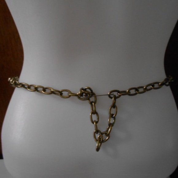 Betsey Johnson Brass Toned Rose Floral Sparkly Stone Metal Chain Link Belt - Picture 15 of 16